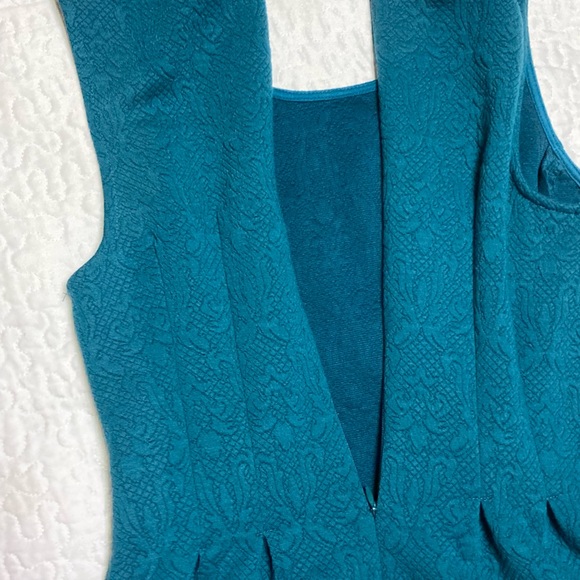 Blue clair rarely has been used and is great for causal and events - Picture 9 of 9